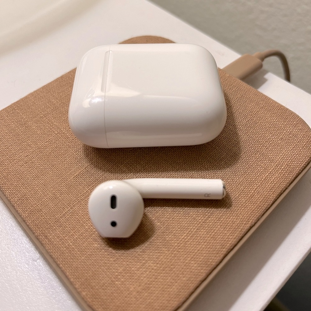 AirPods 2nd Generation